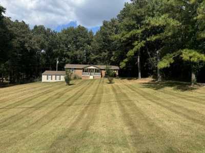 Home For Rent in Pleasant View, Tennessee