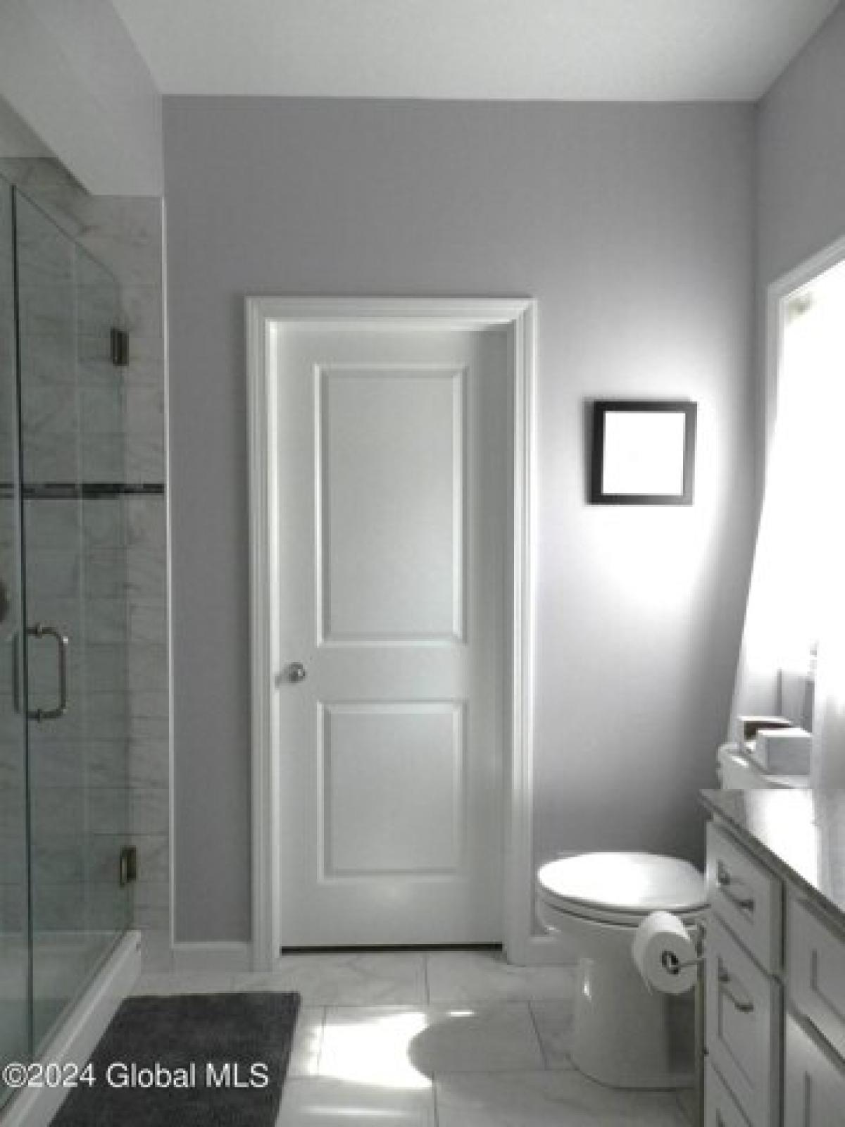 Picture of Home For Sale in Gansevoort, New York, United States