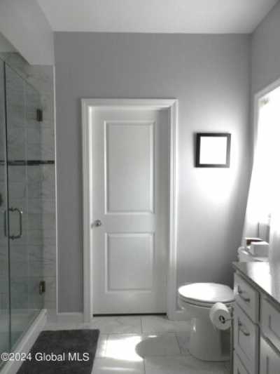 Home For Sale in Gansevoort, New York