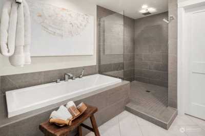 Home For Rent in Bellevue, Washington