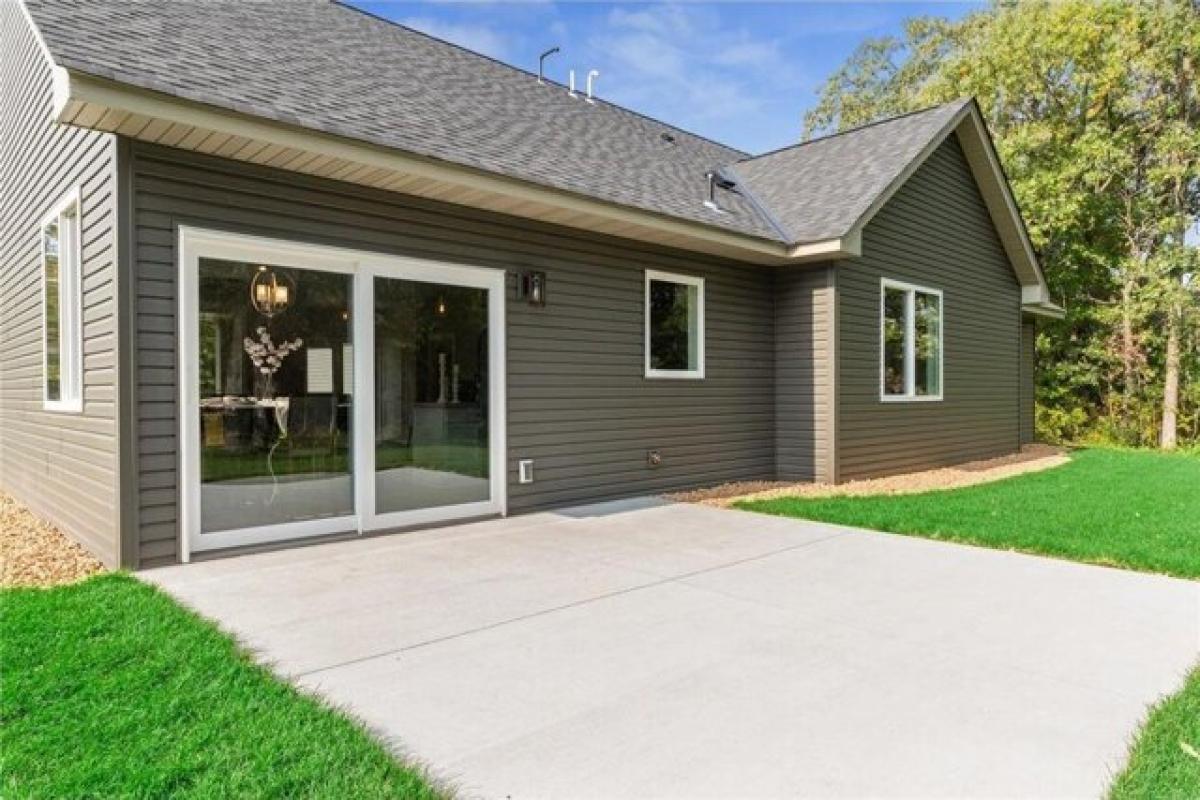 Picture of Home For Sale in North Branch, Minnesota, United States
