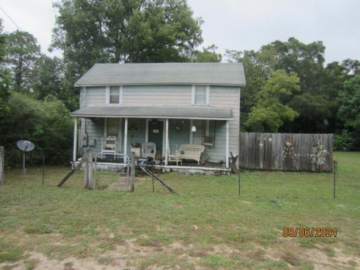 Picture of Home For Sale in Defuniak Springs, Florida, United States