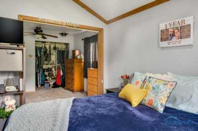 Home For Sale in Holland, Ohio