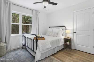 Home For Sale in Ocean Springs, Mississippi