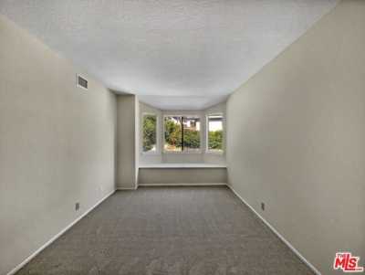 Home For Sale in Thousand Oaks, California