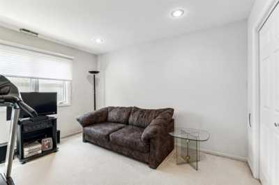 Home For Sale in Buffalo Grove, Illinois