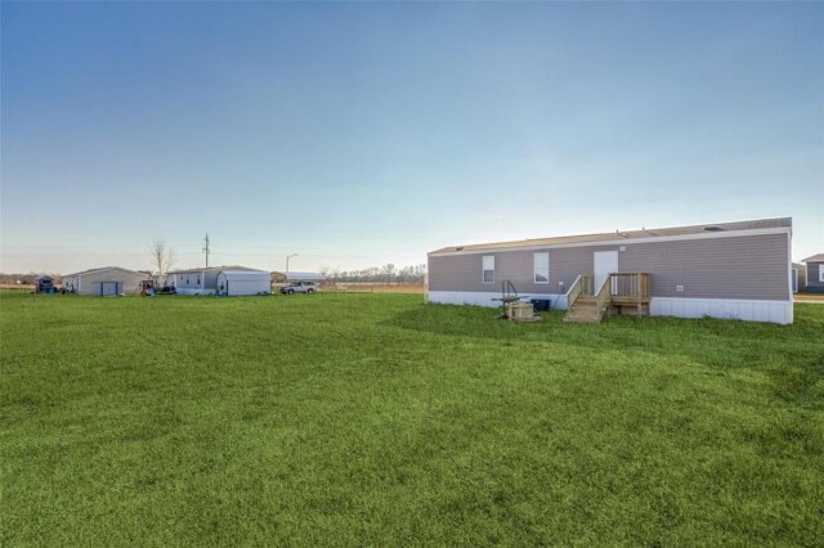 Picture of Home For Sale in Savoy, Texas, United States