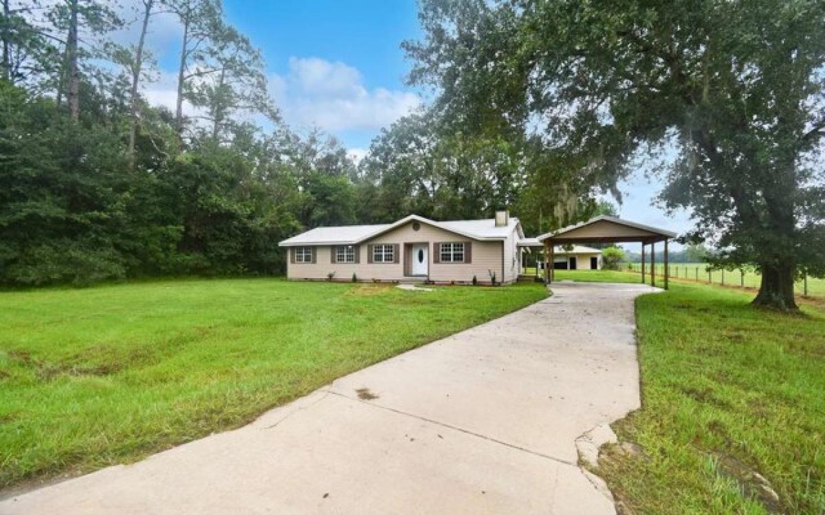 Picture of Home For Sale in Lawtey, Florida, United States