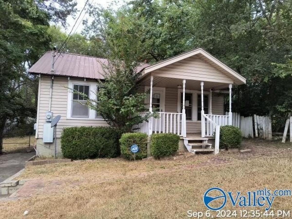 Picture of Home For Sale in Gadsden, Alabama, United States