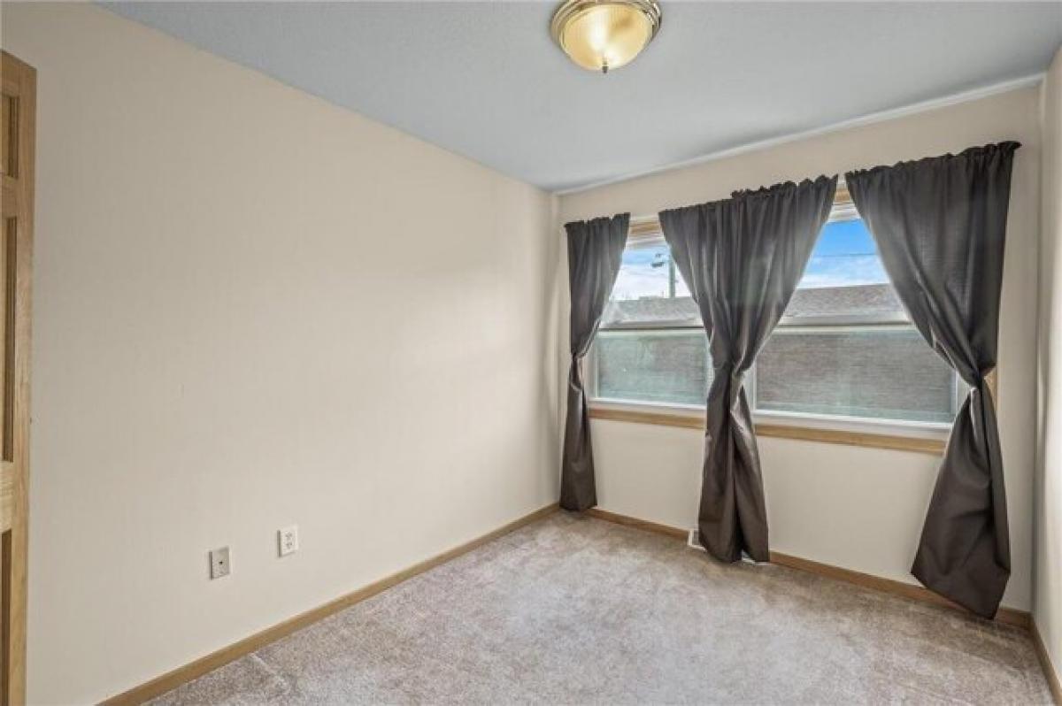 Picture of Home For Sale in Farmington, Minnesota, United States