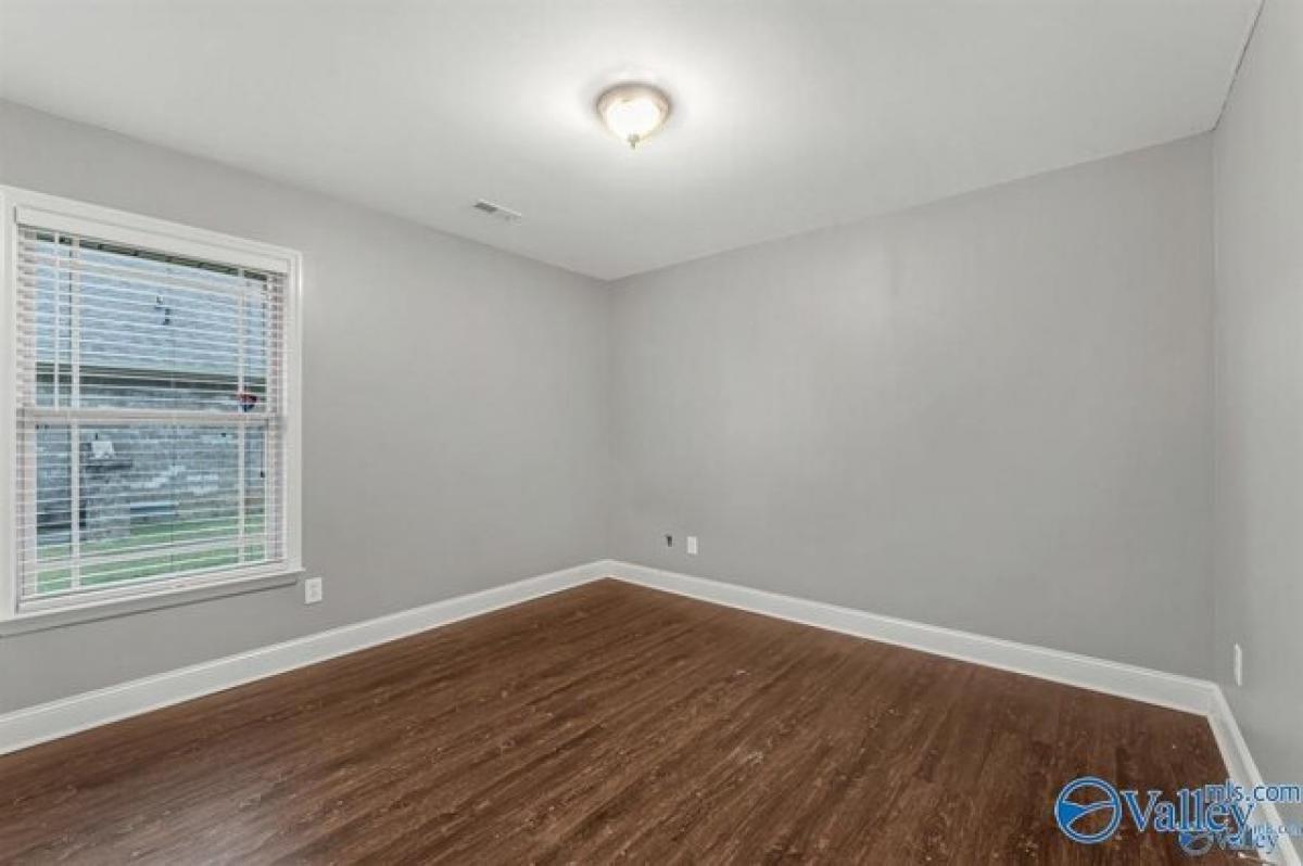 Picture of Home For Rent in Owens Cross Roads, Alabama, United States