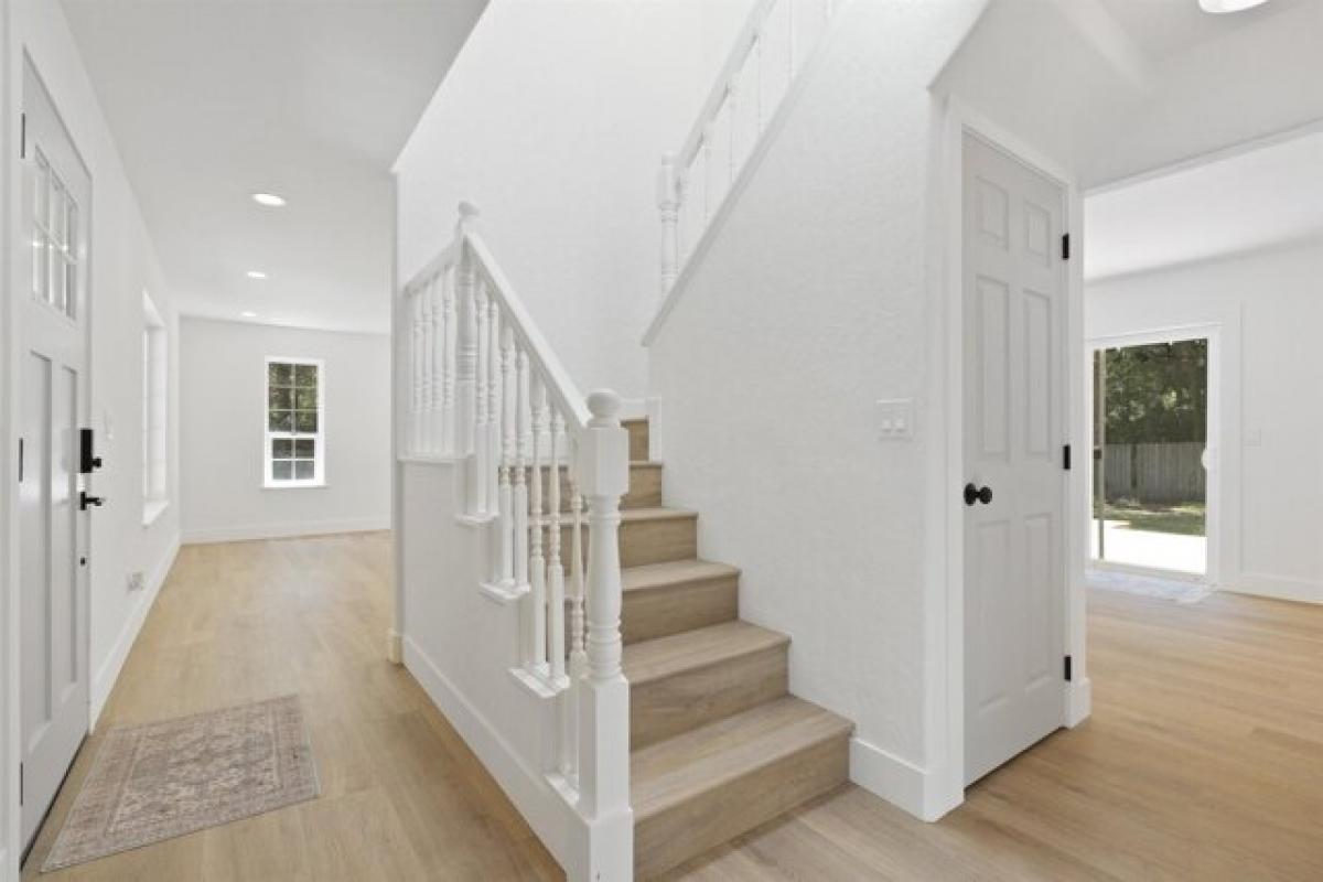 Picture of Home For Sale in Crescent City, California, United States