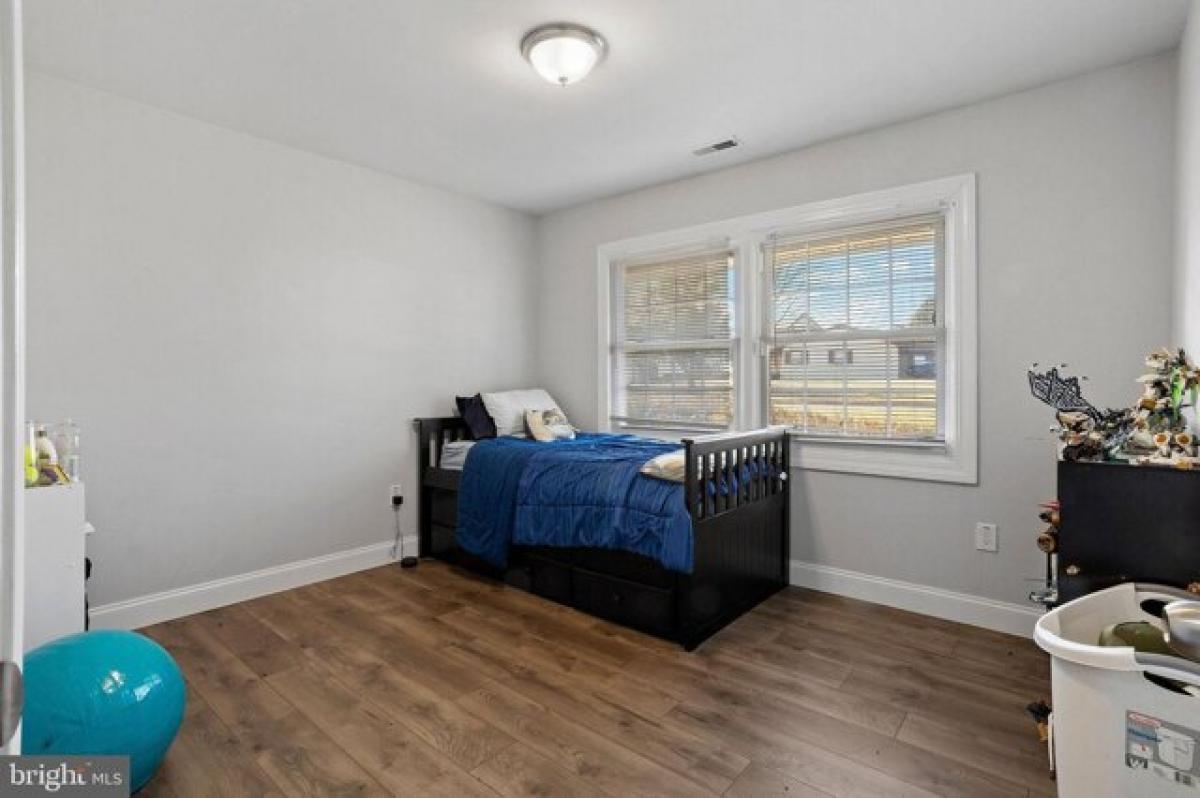 Picture of Home For Sale in Willingboro, New Jersey, United States