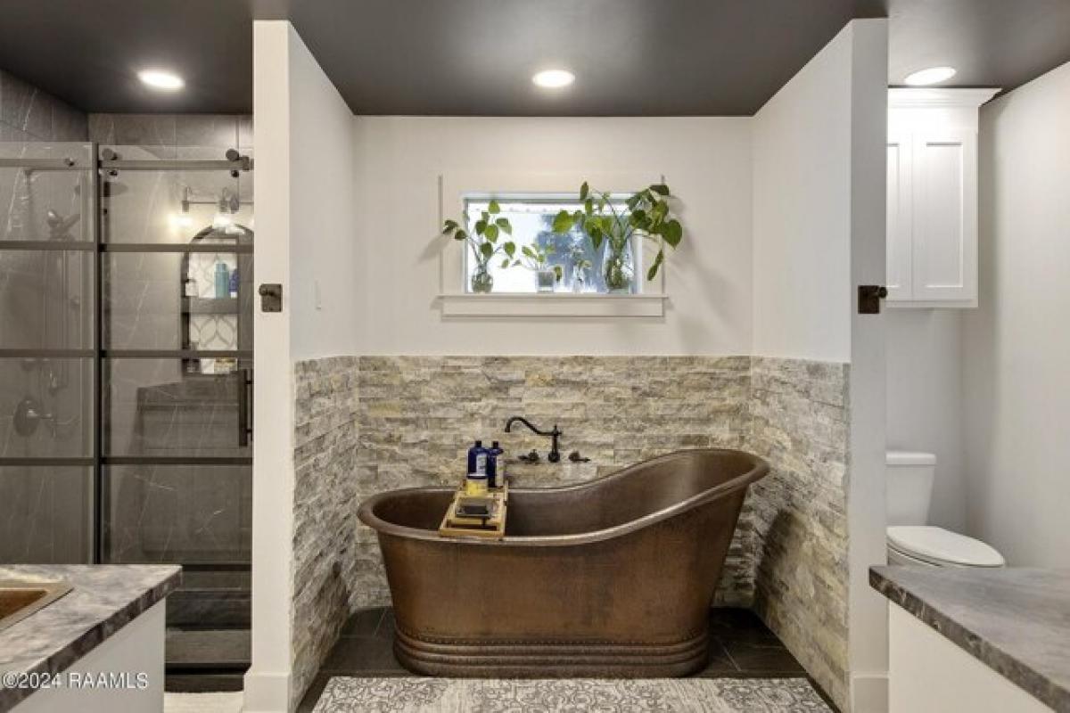 Picture of Home For Sale in Saint Martinville, Louisiana, United States