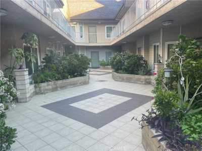 Home For Rent in Sherman Oaks, California