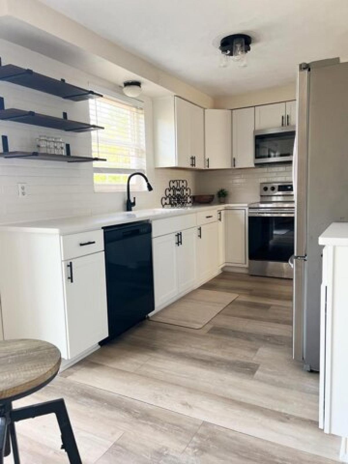 Picture of Home For Sale in Triadelphia, West Virginia, United States