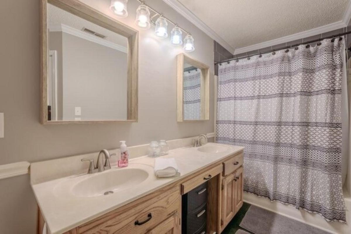 Picture of Home For Sale in Cherokee, Alabama, United States