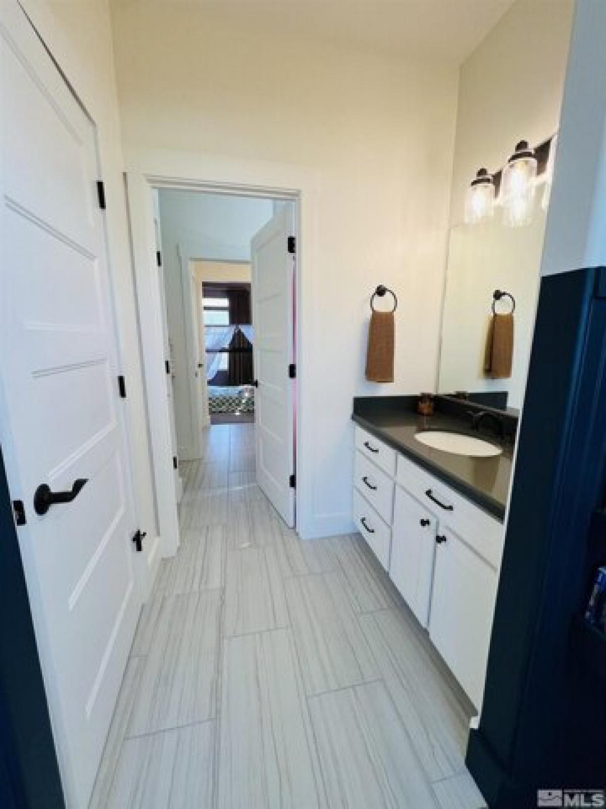 Picture of Home For Sale in Winnemucca, Nevada, United States