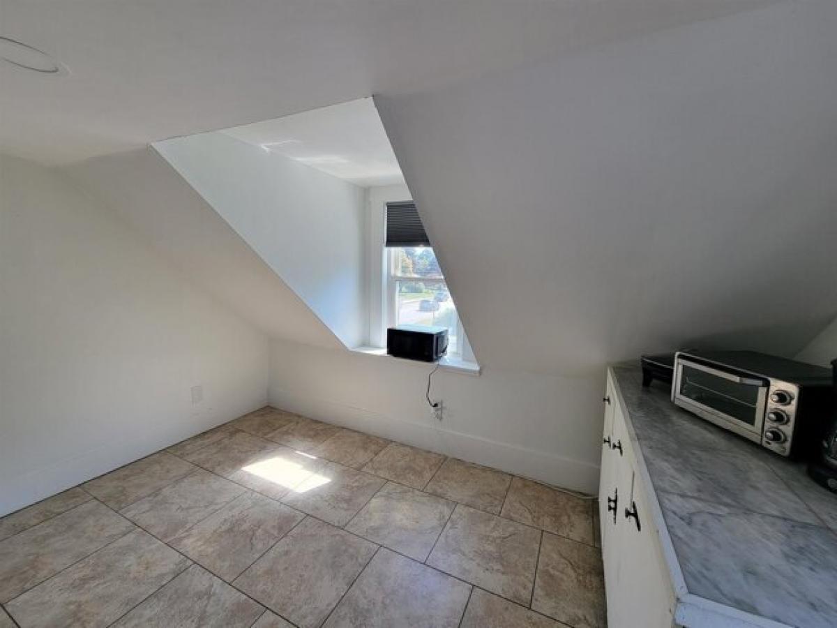 Picture of Home For Rent in Bristol, New Hampshire, United States