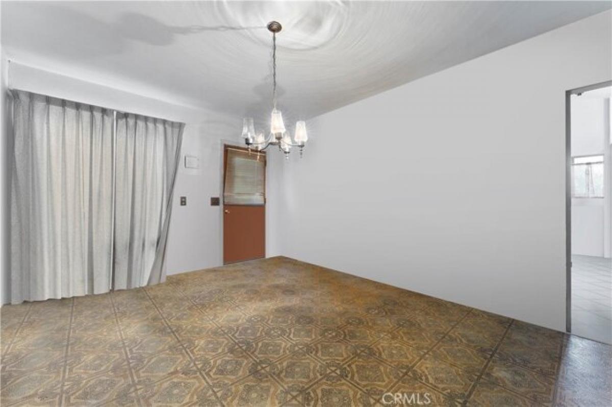 Picture of Home For Sale in Pomona, California, United States