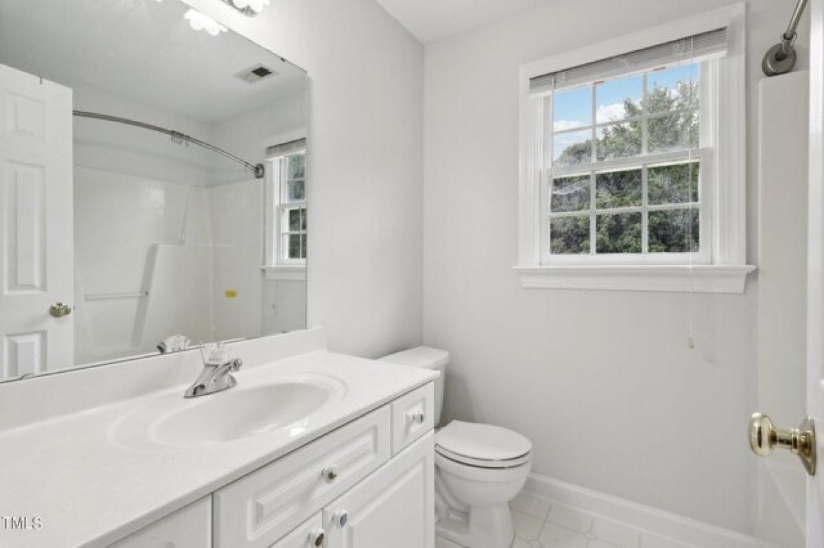 Picture of Home For Sale in Youngsville, North Carolina, United States