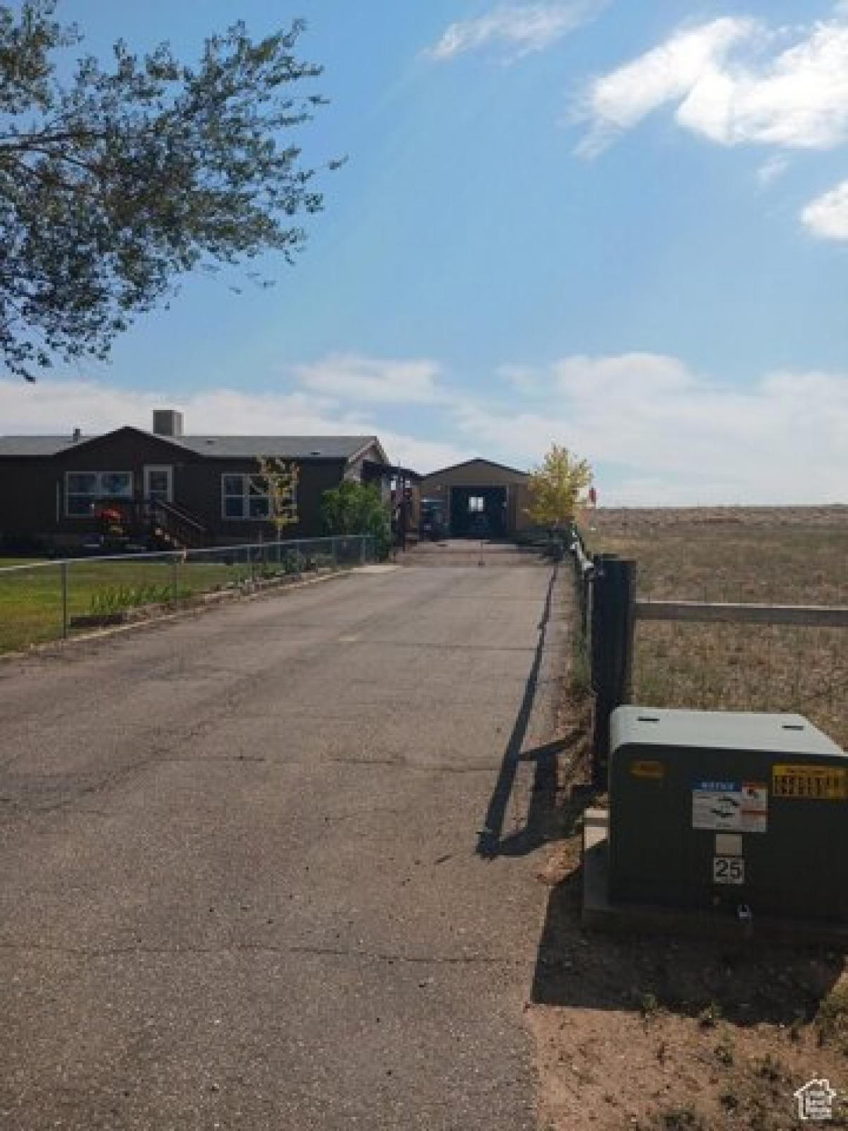 Picture of Home For Sale in Vernal, Utah, United States