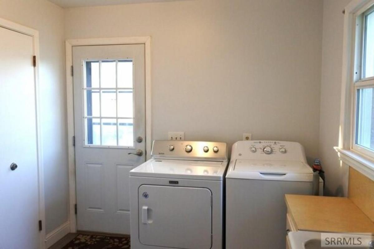 Picture of Home For Sale in Shelley, Idaho, United States