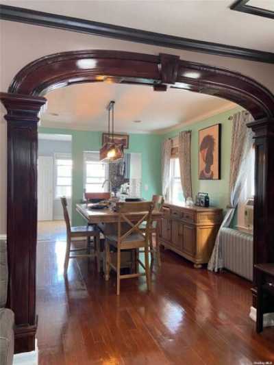 Home For Sale in Saint Albans, New York