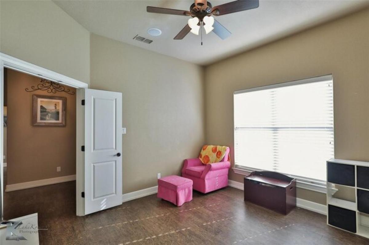 Picture of Home For Sale in Abilene, Texas, United States