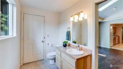 Home For Rent in Renton, Washington