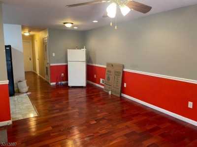 Apartment For Rent in Newark, New Jersey