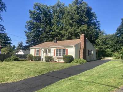 Home For Sale in Wallingford, Connecticut