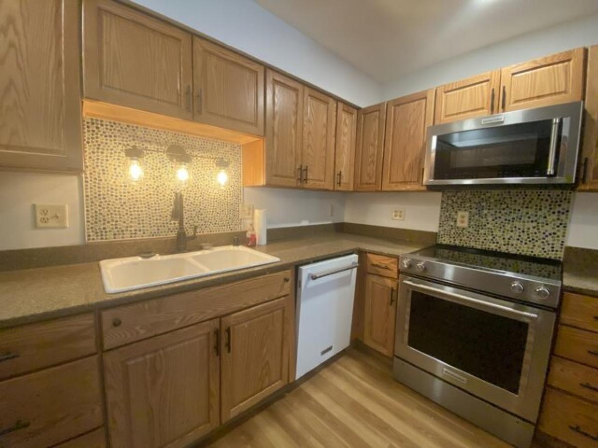 Picture of Home For Sale in South Charleston, Ohio, United States