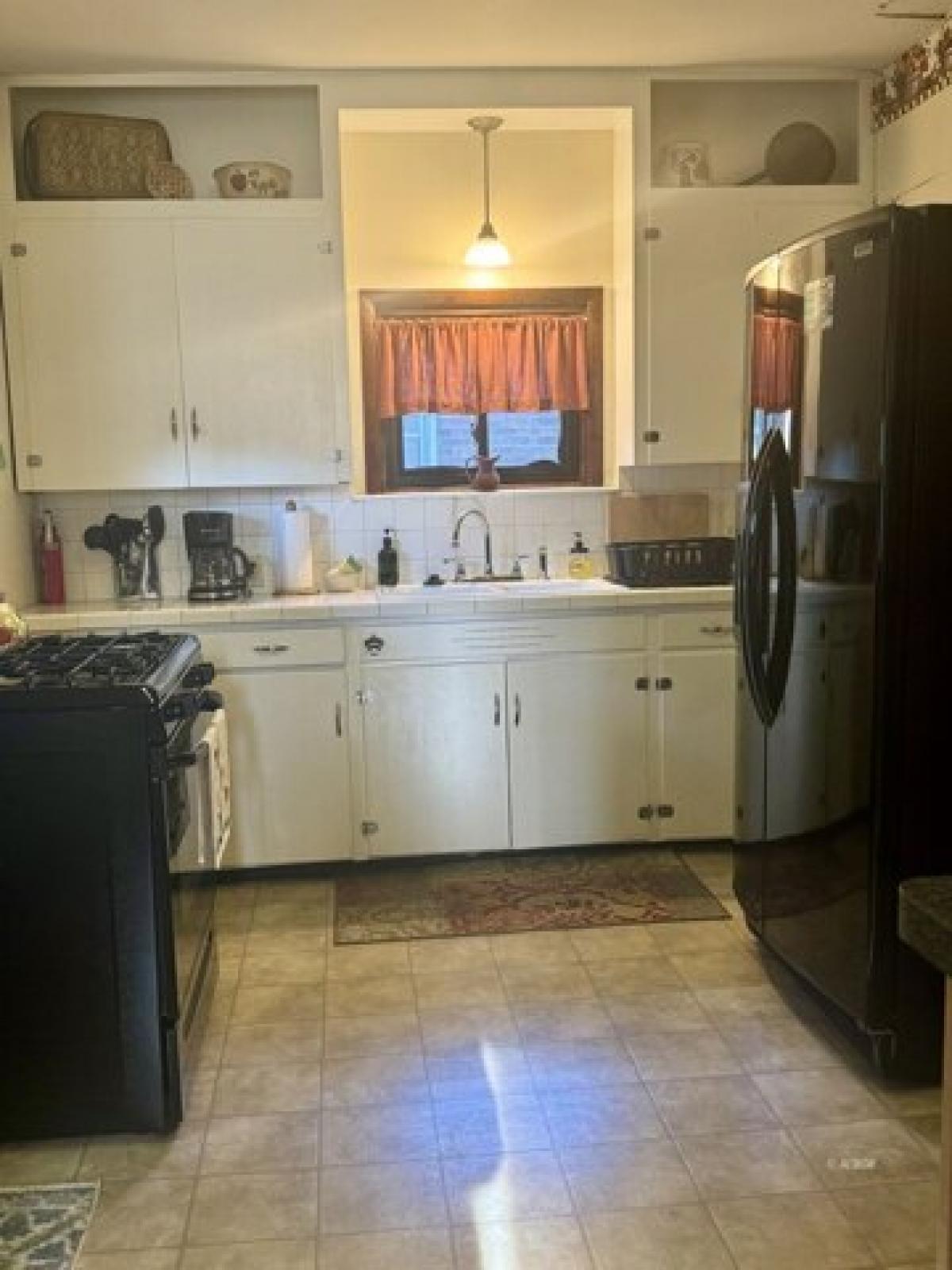 Picture of Home For Sale in Nelsonville, Ohio, United States