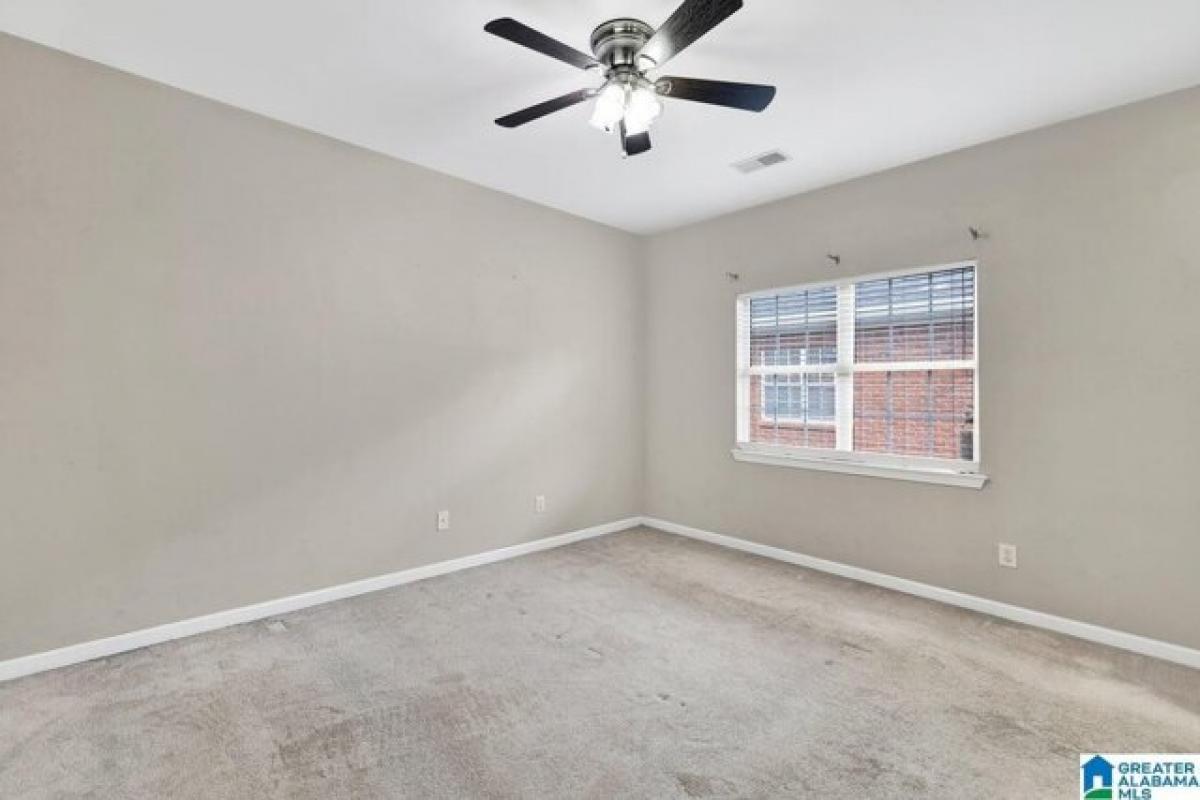 Picture of Home For Sale in Bessemer, Alabama, United States