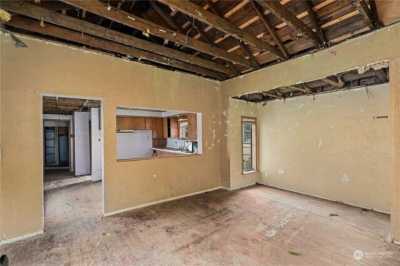 Home For Sale in Hoquiam, Washington