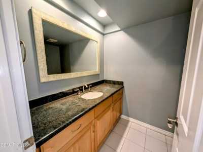 Home For Rent in Calabasas, California