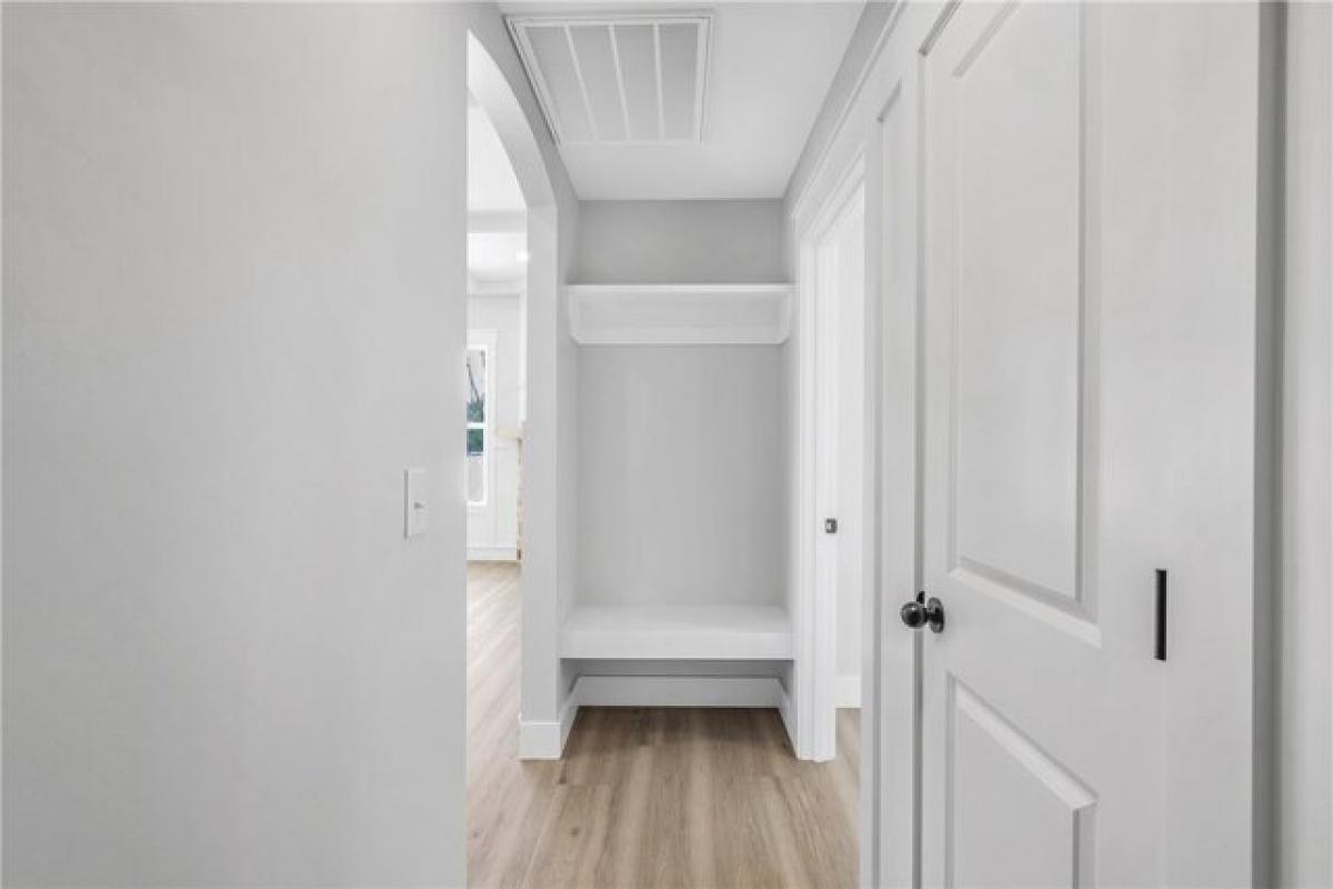 Picture of Home For Sale in Anderson, South Carolina, United States