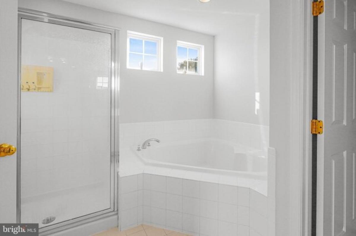 Picture of Home For Sale in Ranson, West Virginia, United States