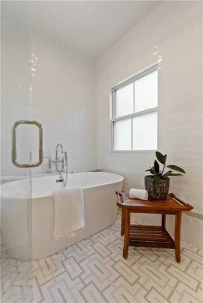 Home For Rent in Fayetteville, Arkansas