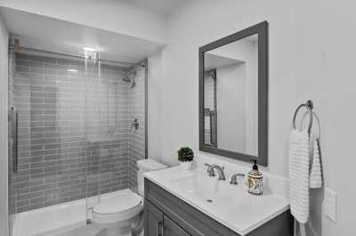 Home For Rent in Farmers Branch, Texas