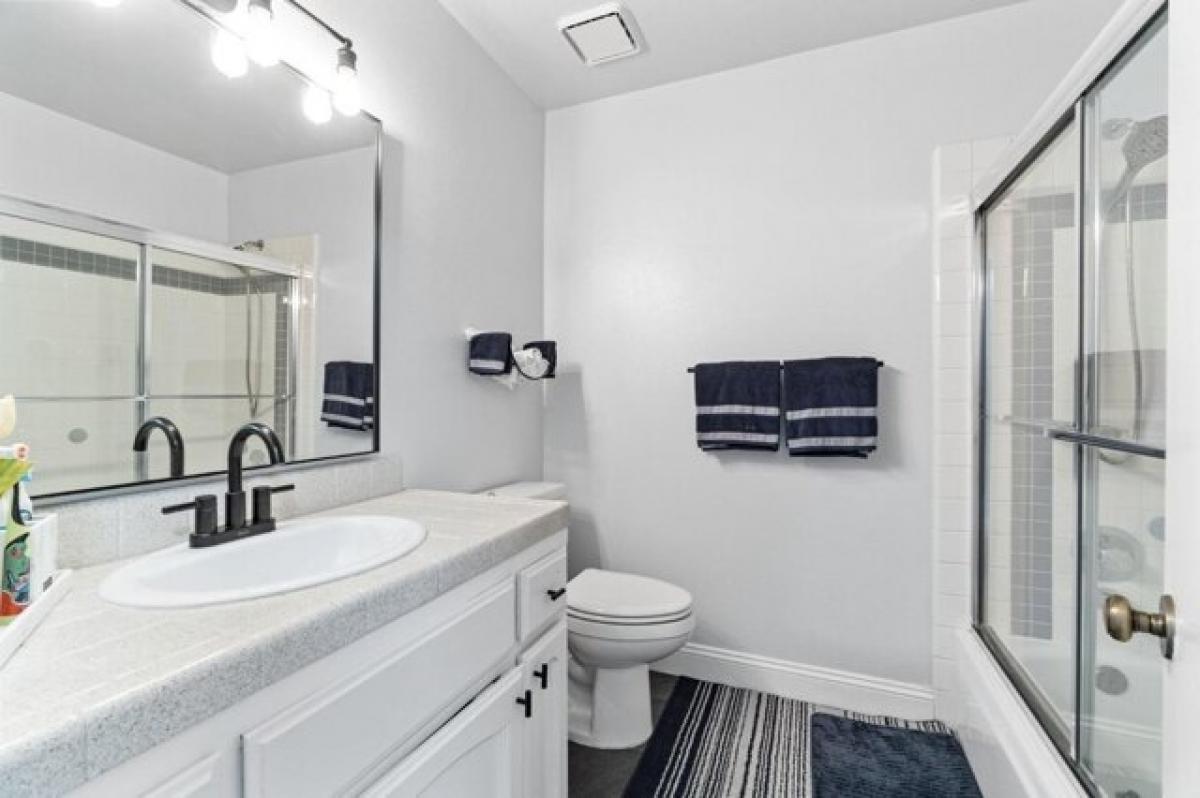 Picture of Home For Sale in Clovis, California, United States