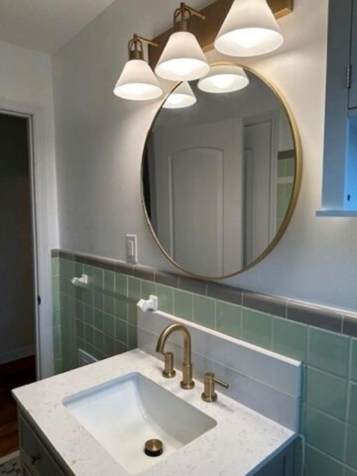 Picture of Home For Sale in Killen, Alabama, United States