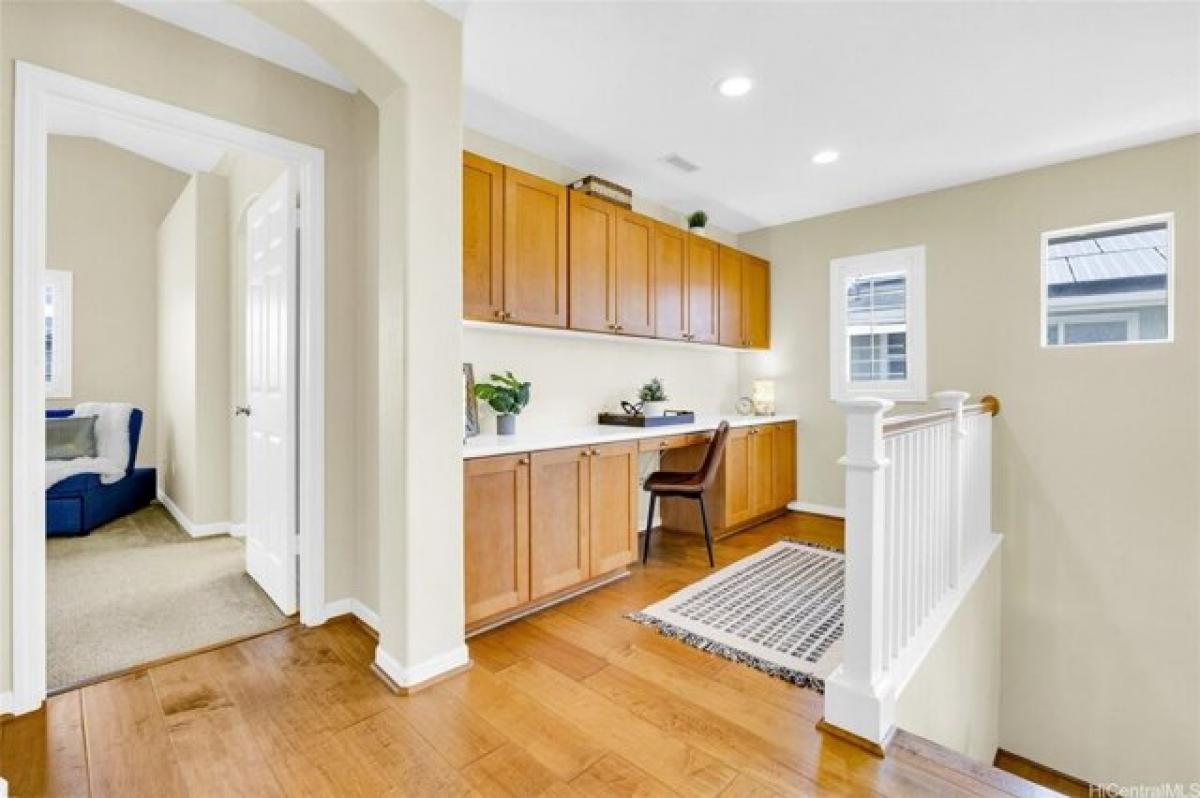 Picture of Home For Sale in Pearl Harbor, Hawaii, United States