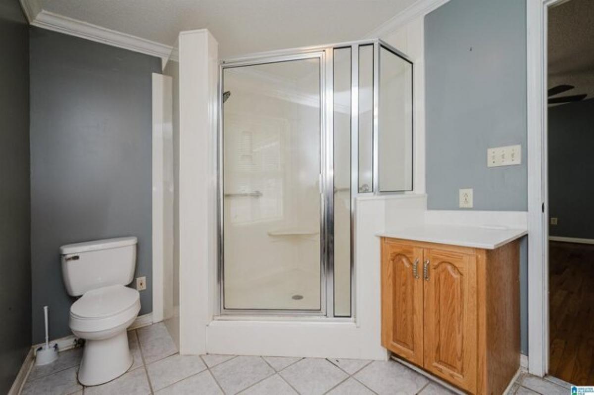 Picture of Home For Sale in Bessemer, Alabama, United States