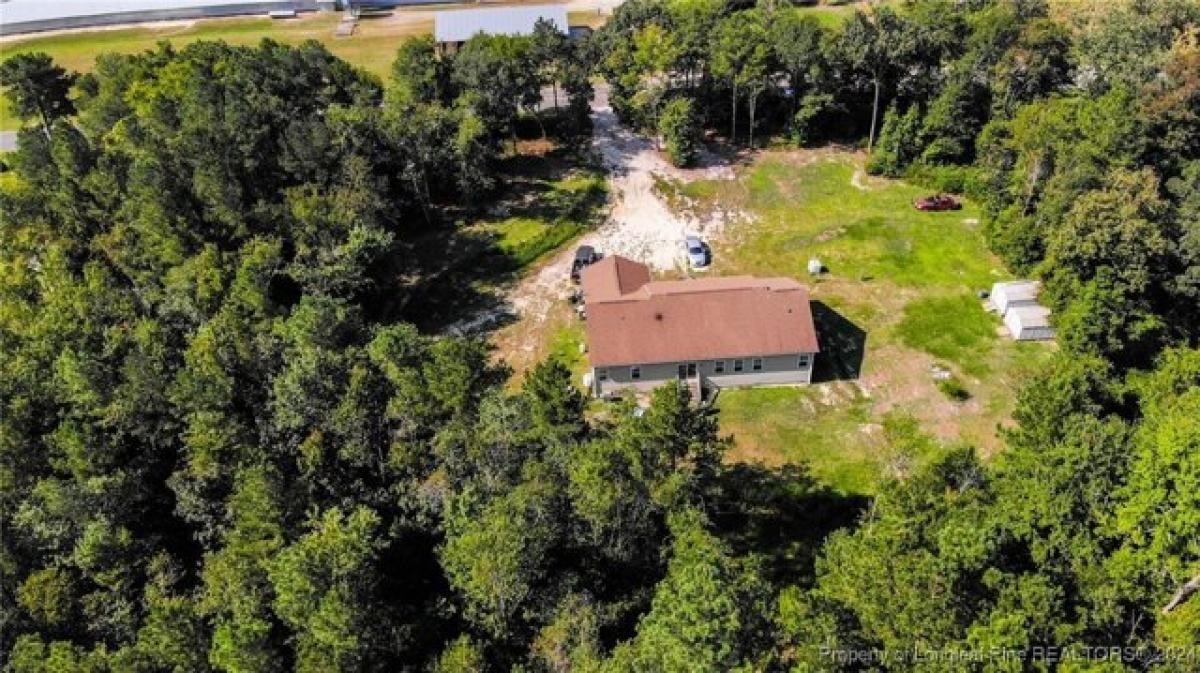 Picture of Home For Sale in Cameron, North Carolina, United States