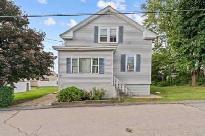 Home For Sale in Johnston, Rhode Island