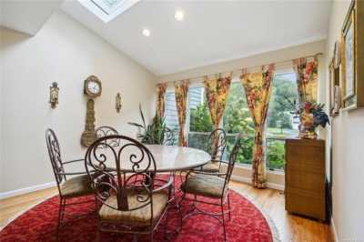 Home For Sale in Manhasset, New York