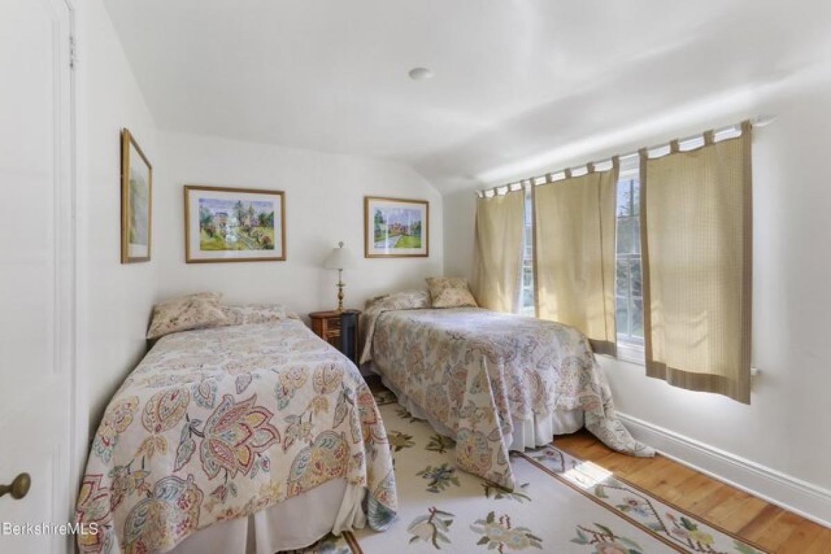 Picture of Home For Sale in Stockbridge, Massachusetts, United States