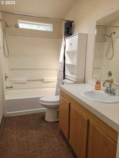 Home For Sale in Pendleton, Oregon